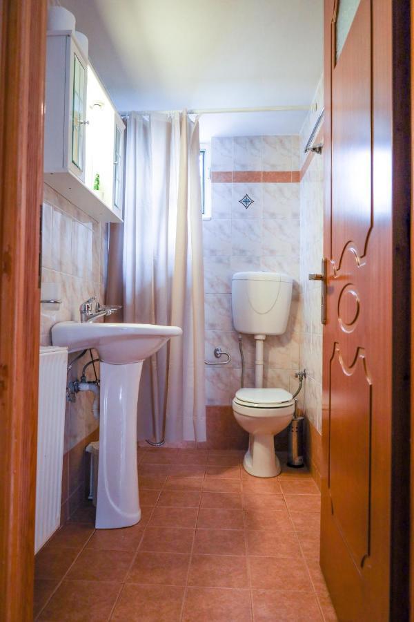 Nikitas Apartment 1 칼라마타 외부 사진